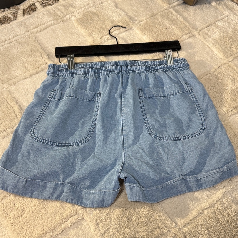 Universal Thread Light Blue Cargo Mid Rise Shorts - Picture 3 of 9